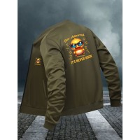メンズ ビビッドレッド キャラクターダック グラフィック ボンバージャケット 「イッツ ネバー トゥー ダック」プリント、ジッパーフロント、ベースボールカラー＆サイドポケット付き オールシーズン カジュアル ポリエステルコート